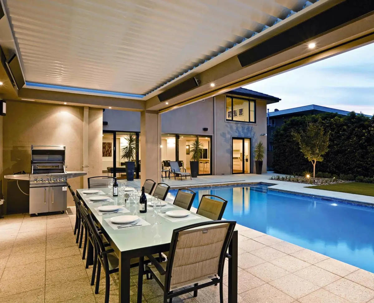 Radiateur Heatstrip Design terrasse piscine chauffage infrarouge professionnel Radiateur Heatstrip Design terrasse piscine chauffage infrarouge professionnel